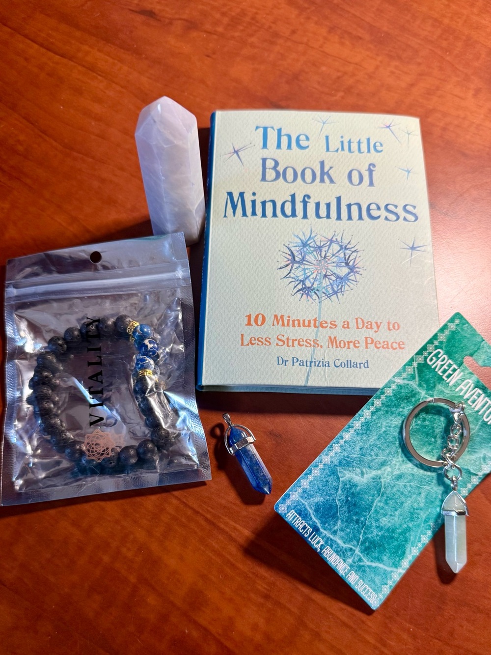 Mindfulness Bundle: Crystal Pendant & Point, Book, keychain, bracelet (5 p) 🧘🏼💎📖